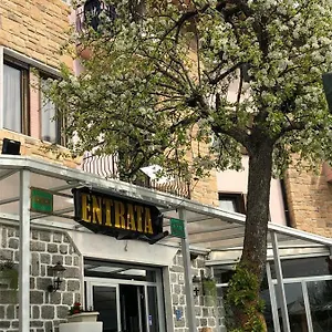 https://hotel-iscla.it-lombardy.com